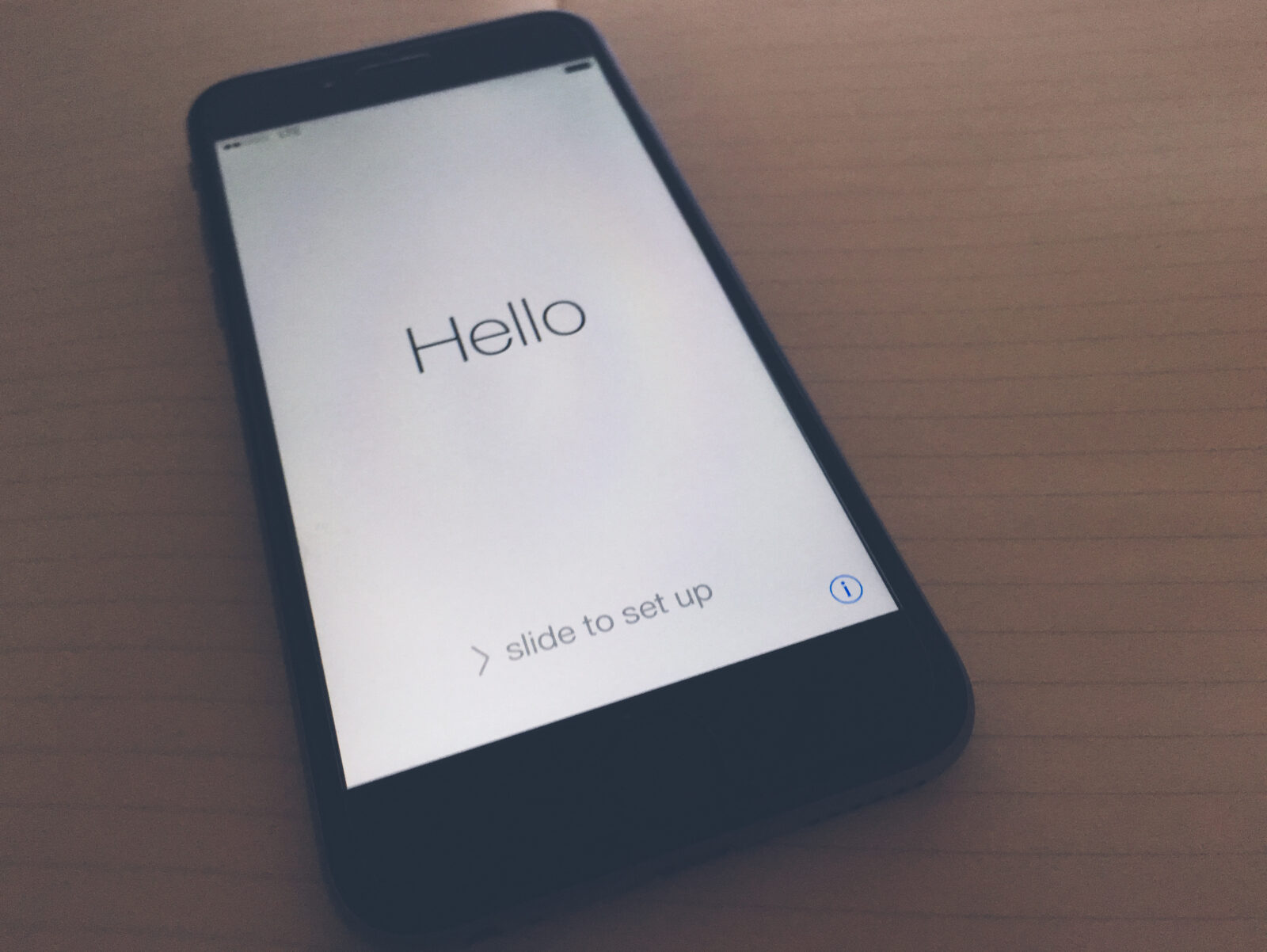 2015년iPhone6실제Hello설정시작화면자료사진으로잠금해제완료표시가아님